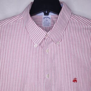 Brooks Brothers Shirt Mens XL Striped Red, White Regent Fit Non Iron Stretch